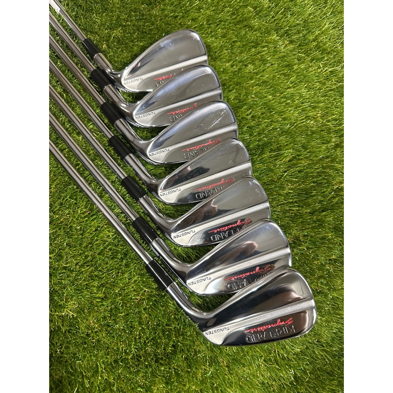 Kirkland Signature 4-PW Irons