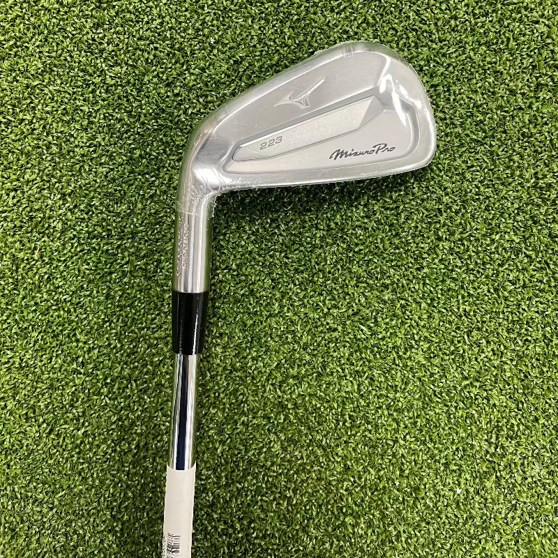 Mizuno Pro 223 #4 Golf Iron