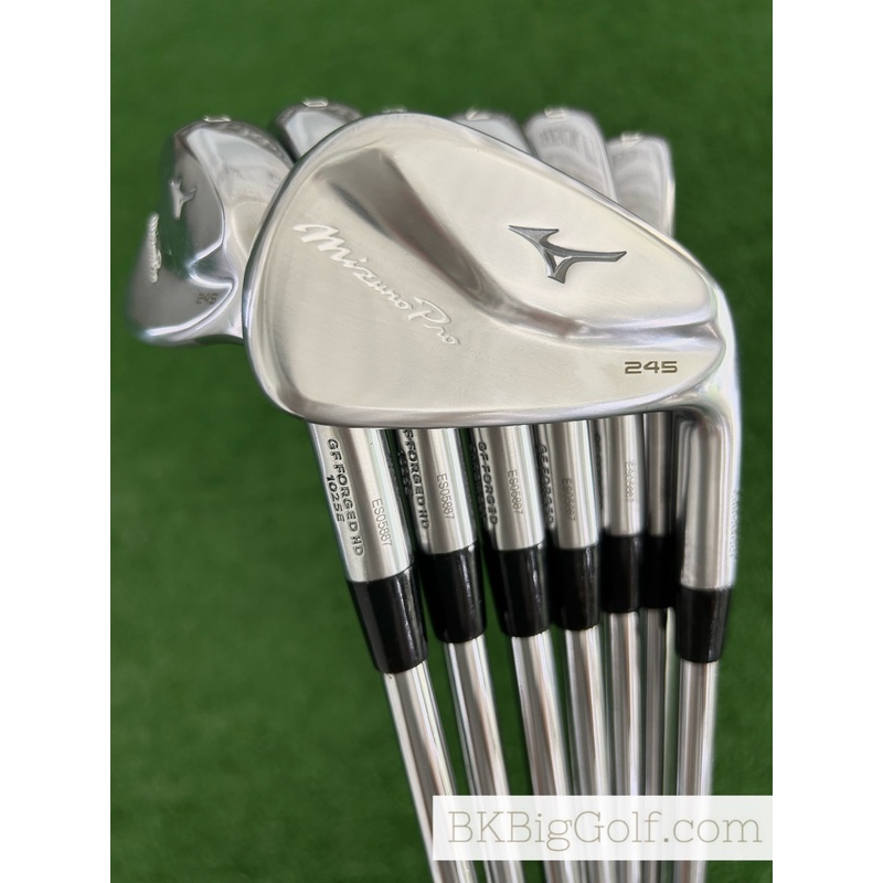 Mizuno Pro 245 Forged Iron Set 4-P / Dynamic Gold 115 Stiff