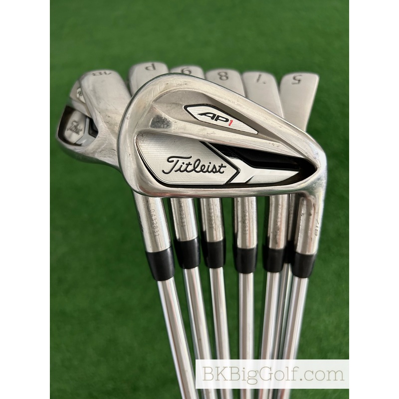 Titleist AP1 718 Iron Set 5-48 / Dynamic Gold X100 Extra Stiff +1